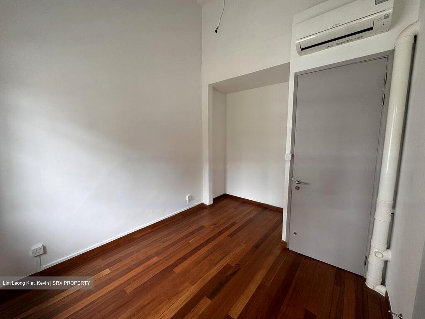 Jalan Besar (D8), Retail #581152871
